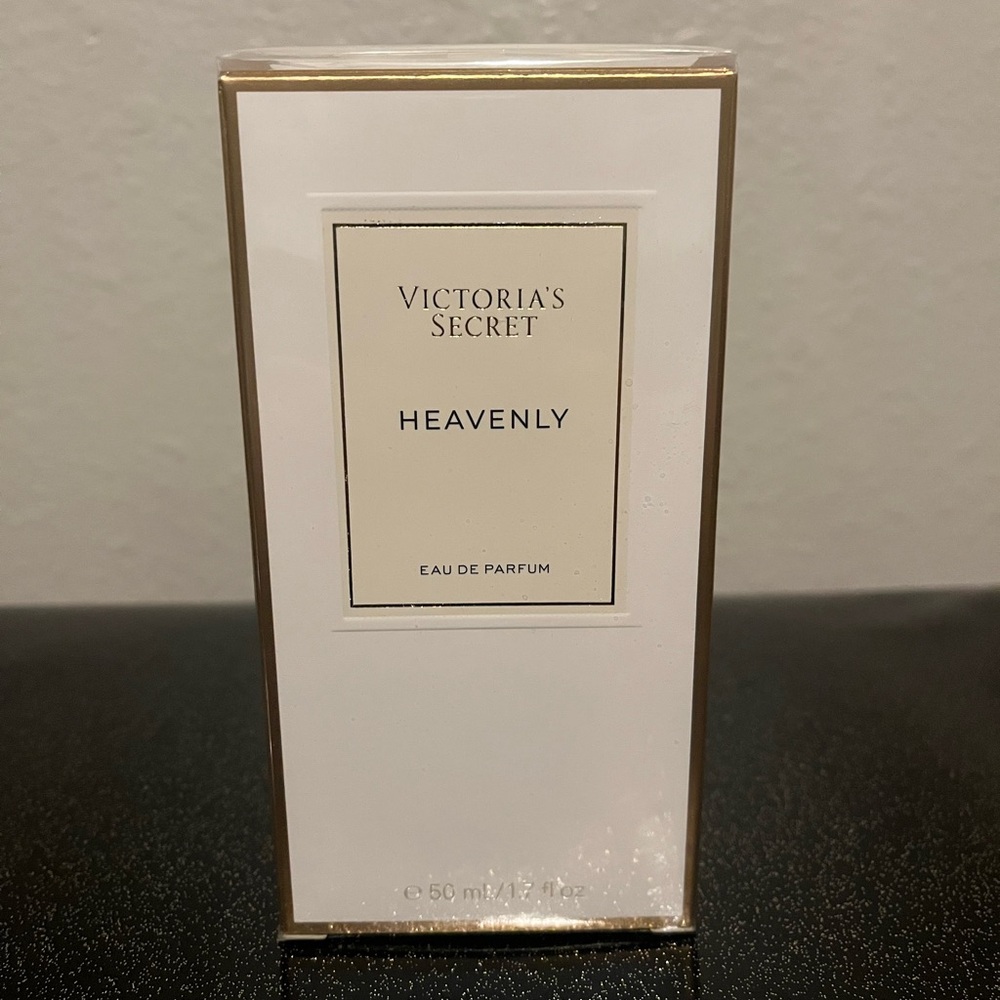 Victoria's Secret Eau de Parfum in White and Gold